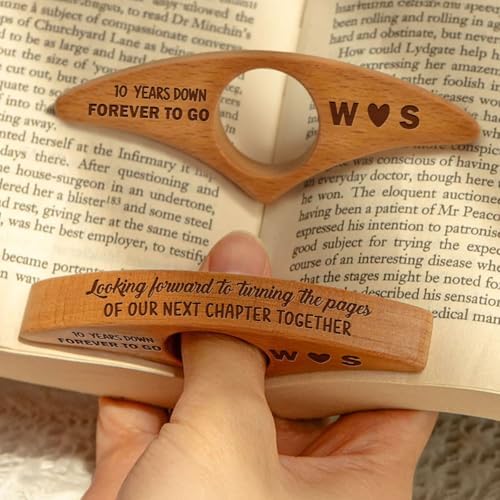 Personalized Wooden Thumb Bookmark - Ergonomic Page Holder for Hands-Free Reading