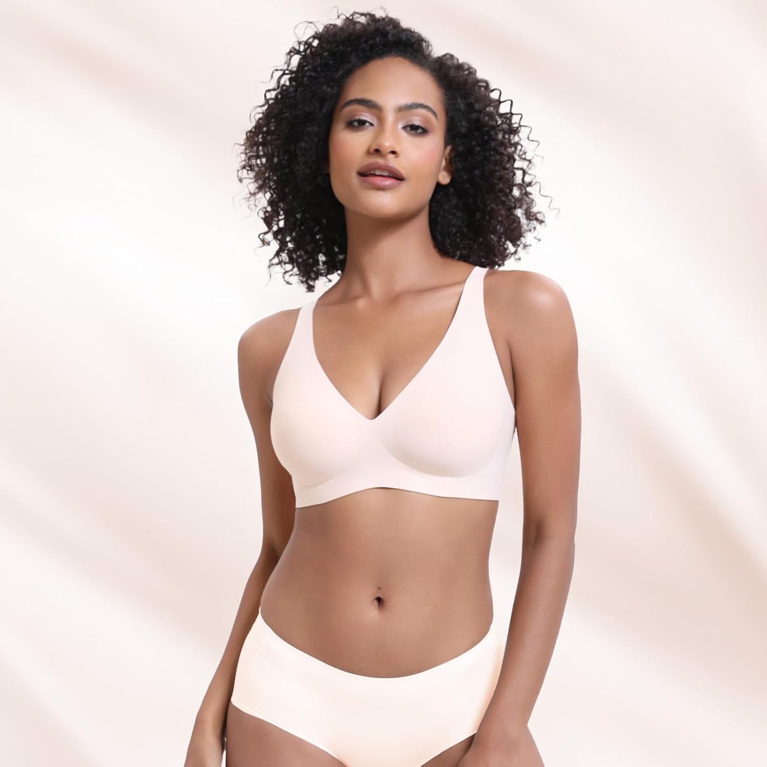 Wireless Push Up Bra for Women, Seamless T-Shirt Bra with Adjustable Straps, Comfortable Plunge No Underwire