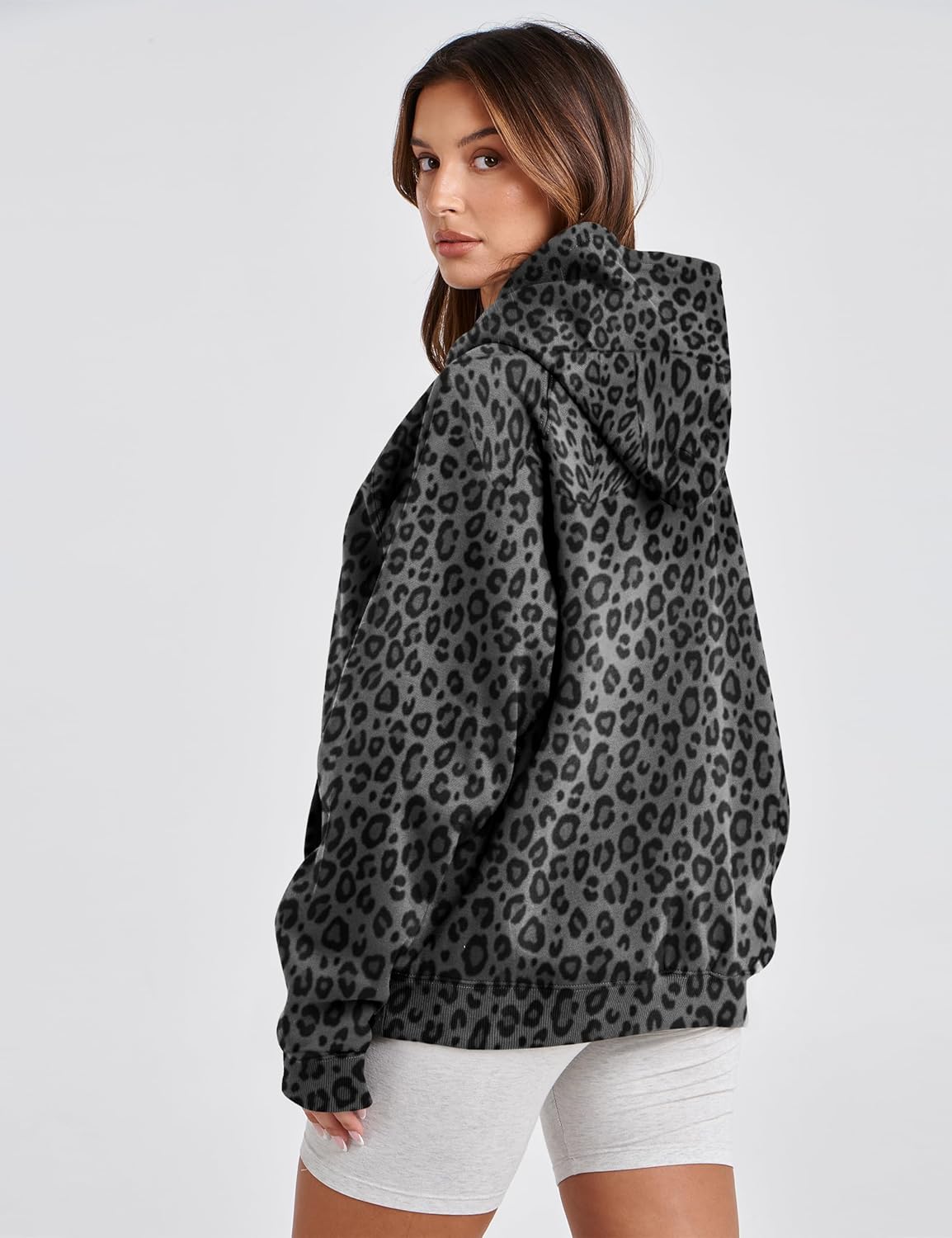 Women's Cheetah Print Oversized Fleece Hoodie with Pocket, Long Sleeve Pullover