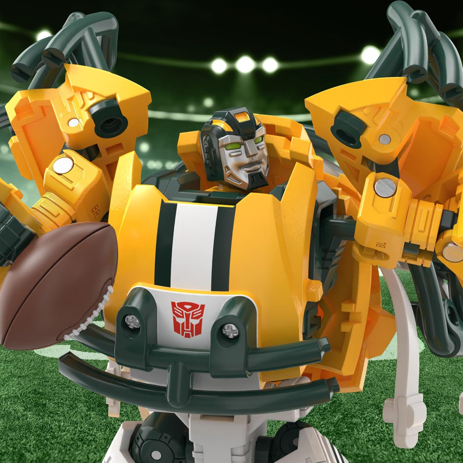 NFL Green Bay Packers Transforming Robot to Helmet 5.5-Inch Action Figure for Ages 8+